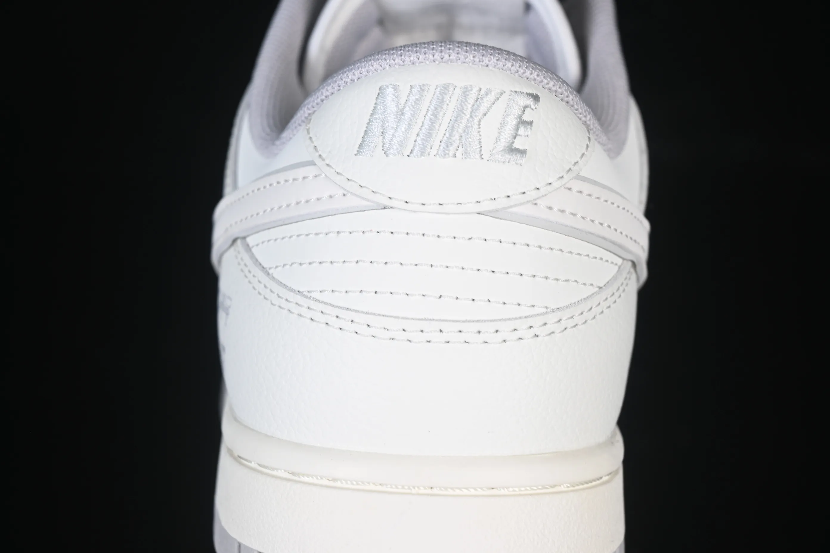 All categories Nk SB Dunk Series Nk SB Dunk Low High-end customized low-top sneakers Nike SB Dunk Low "Just Do It" Anniversary high-end customized low-top casual sneakers WG0508-046